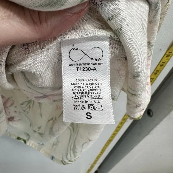 Berkeley Boutique Sz S Cream Floral Flutter Sleeve Top Prairie Cottagecore NWT - Picture 6 of 6